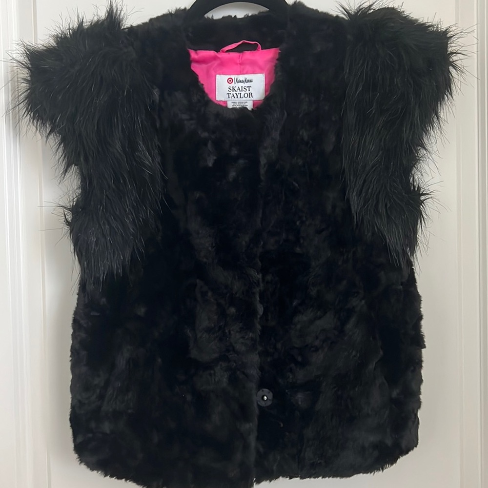 Black vintage faux fur vest